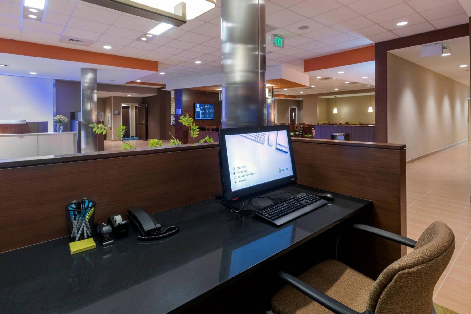Fairfield Inn & Suites By Marriott Boston Marlborough/Apex Center Buitenkant foto